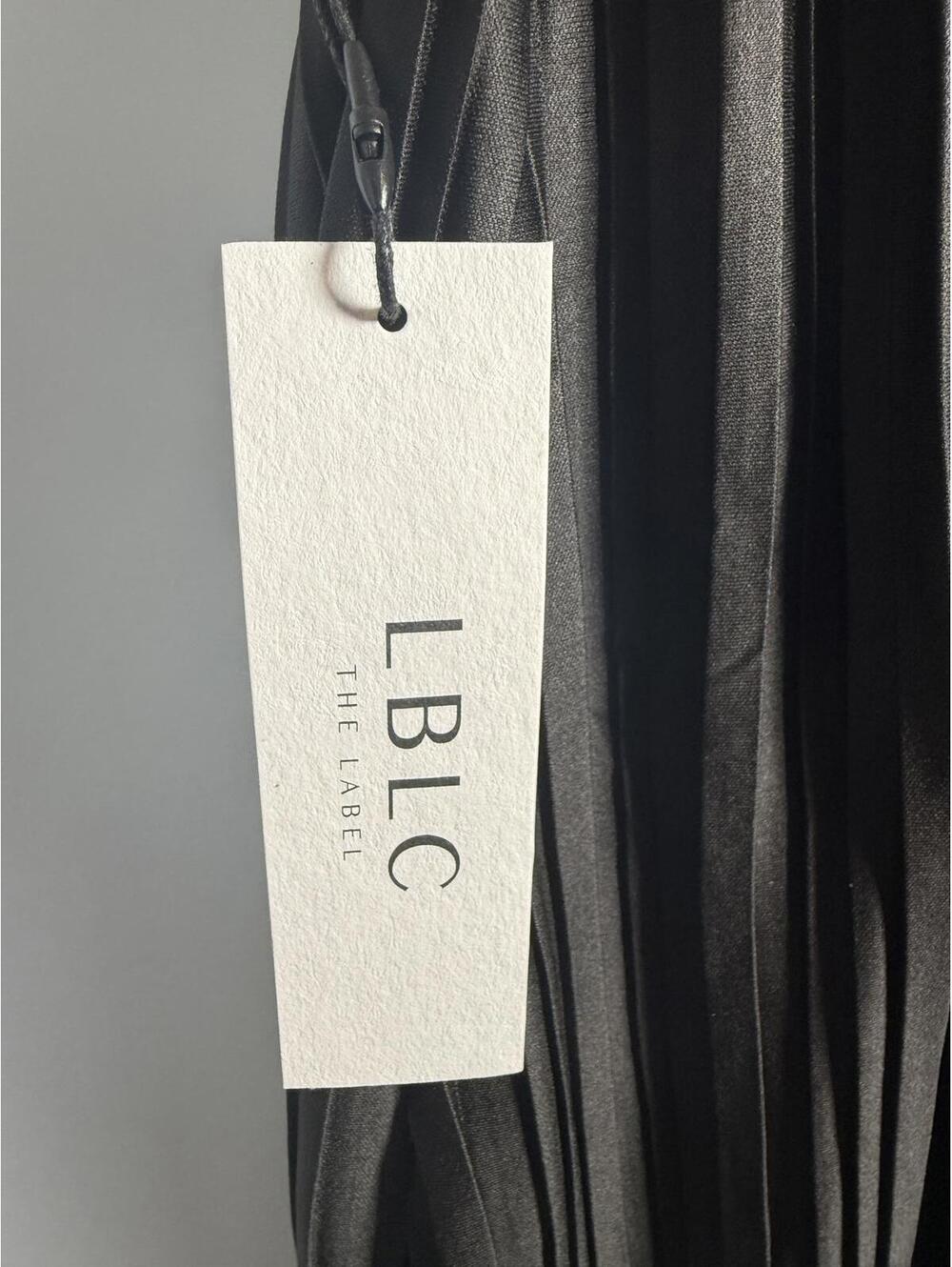 NWT LBLC The Label Black Pleated Sleeveless Dress Size Medium - Picture 5 of 6